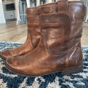 Frye shortie boots